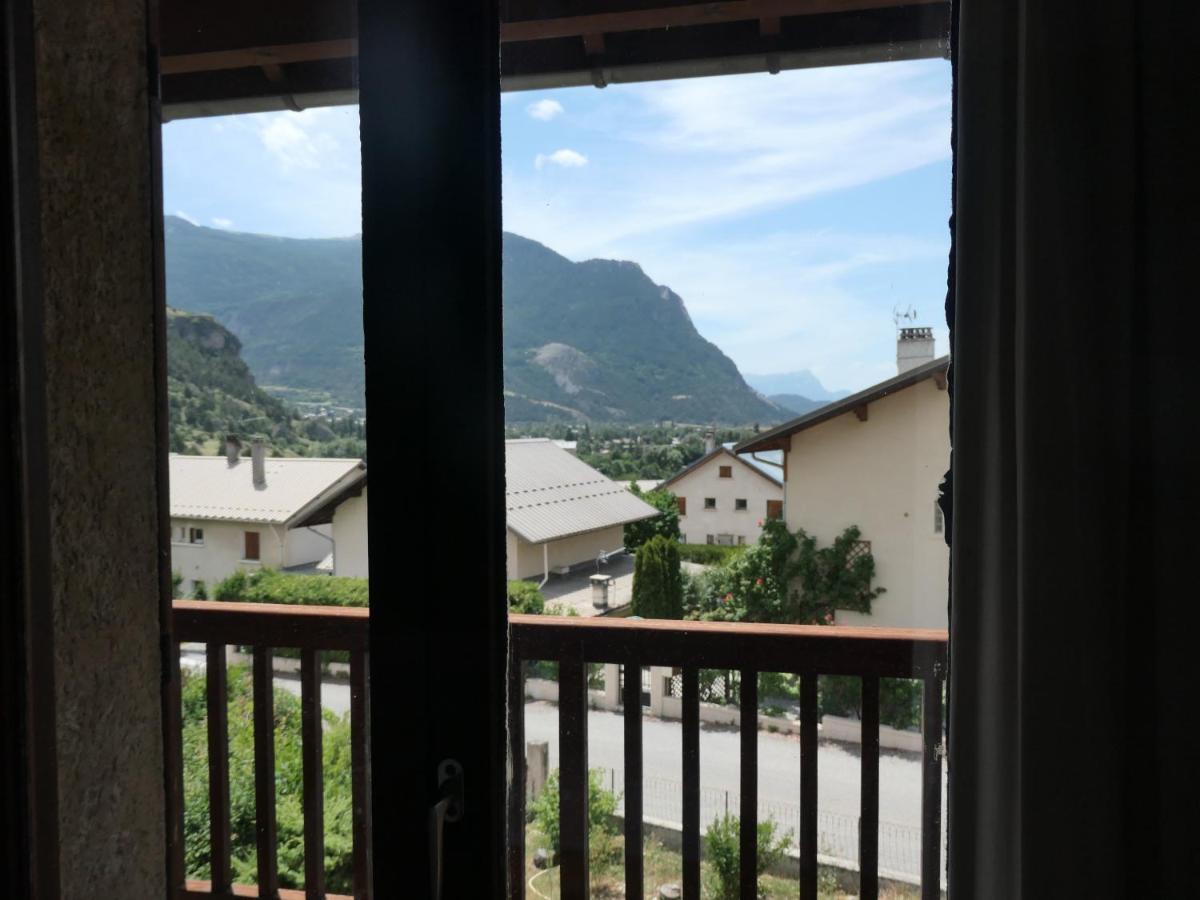 Le Ginkgo - Mont Dauphin Apartment Eygliers Екстериор снимка
