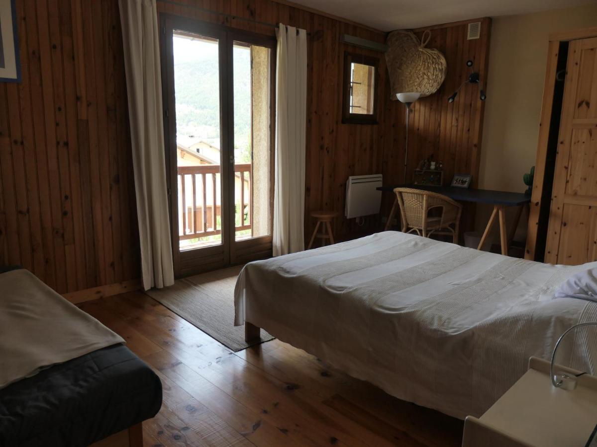 Le Ginkgo - Mont Dauphin Apartment Eygliers Екстериор снимка