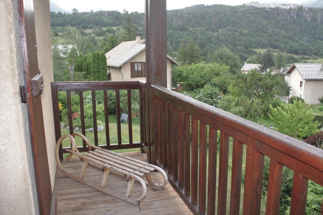 Le Ginkgo - Mont Dauphin Apartment Eygliers Екстериор снимка